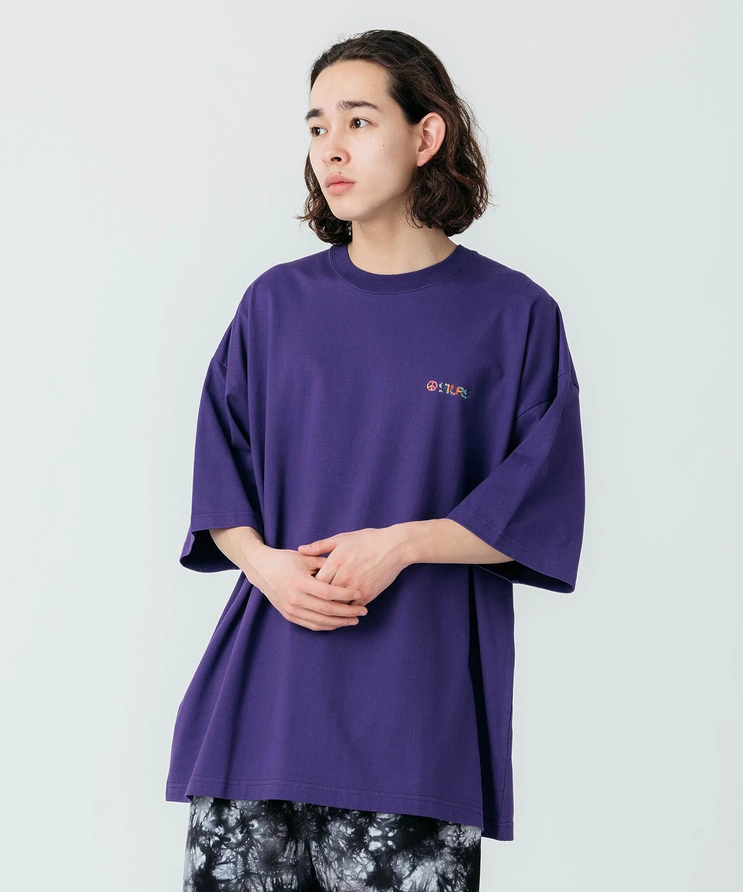 PEACE LOGO PRINT WIDE S/S TEE SILAS - Image 16