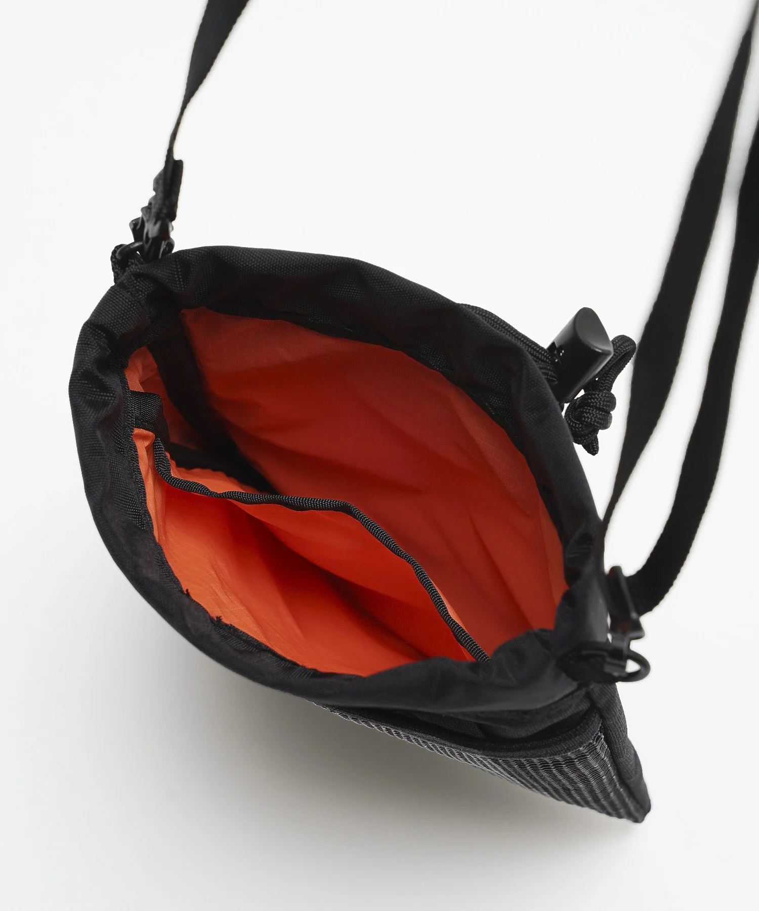 DRAWSTRING MUSETTE BAG - Image 19