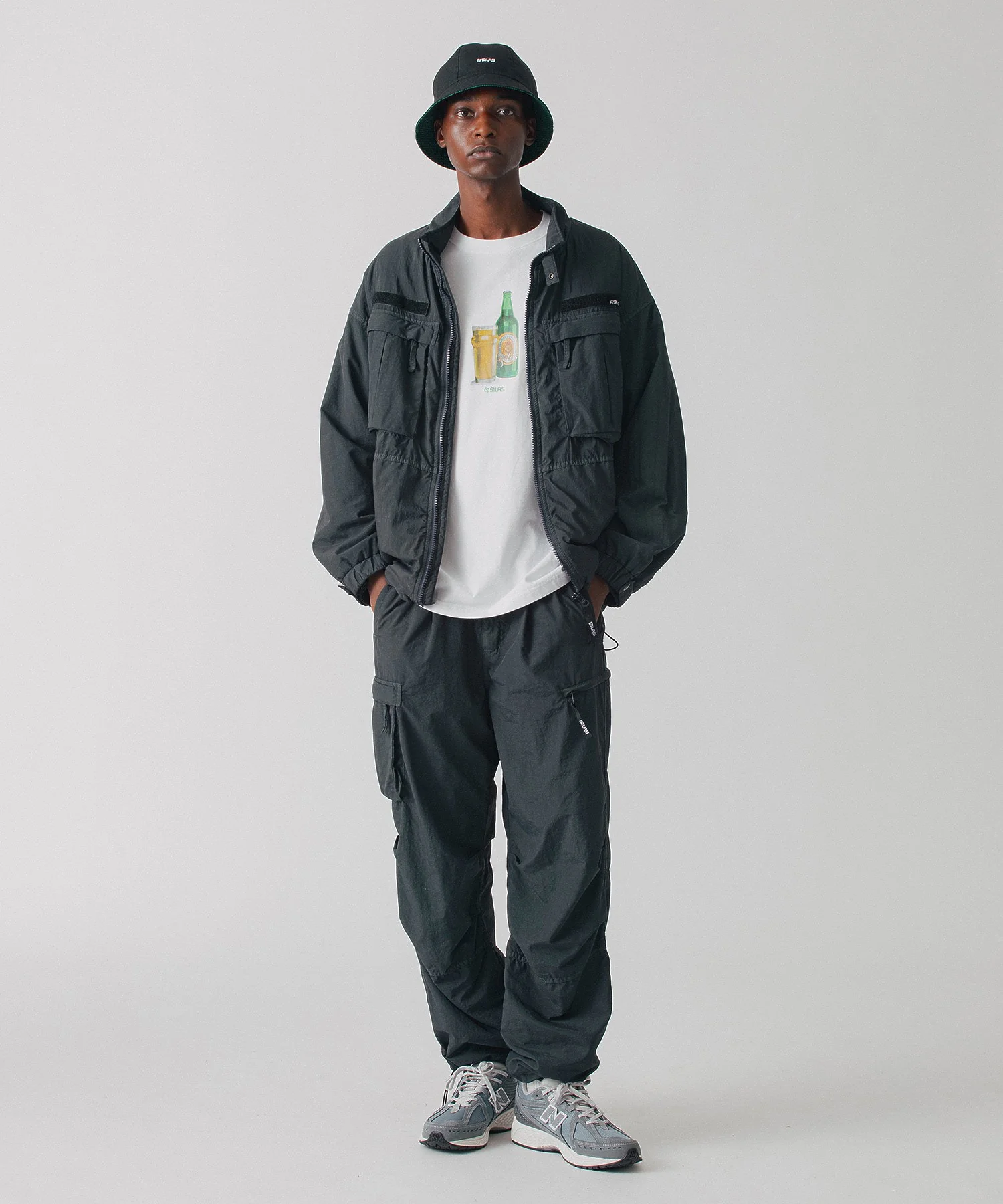 REVERSIBLE BELL HAT - Image 17