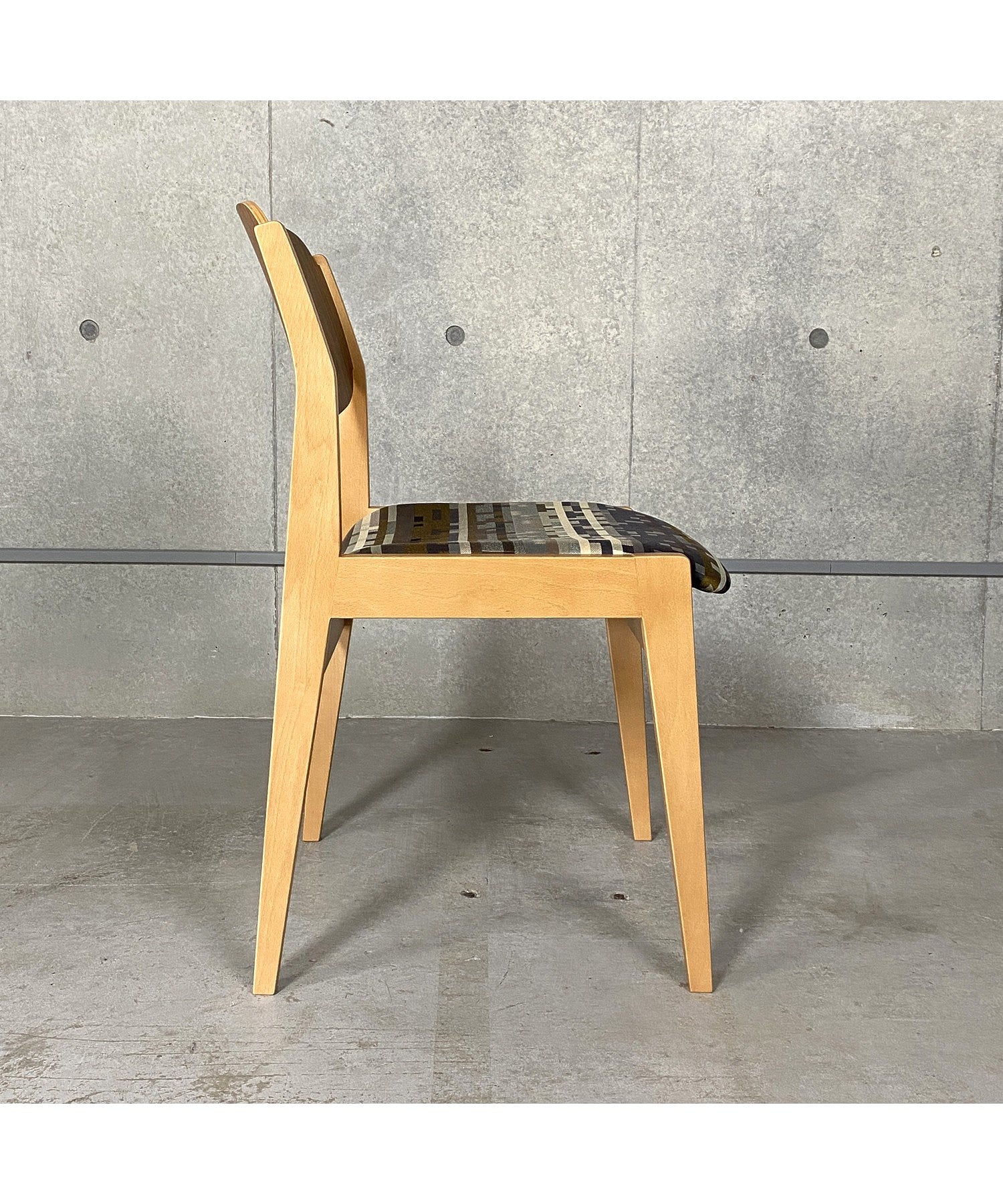 天童木工 水之江忠臣 BOOK CHAIR 70th Anniversary Revival Edition with Mid-Century MODERN ”Anagram” - Image 6