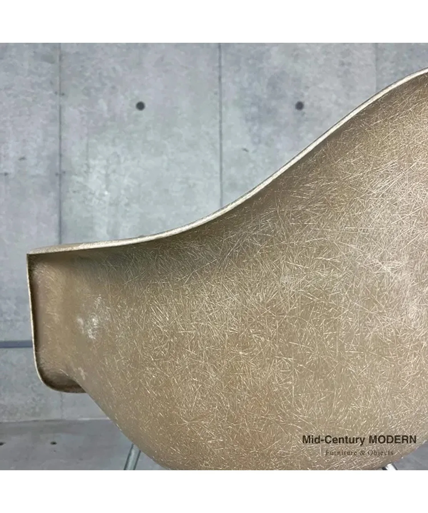 HermanMiller Arm Shell / Greige Light - Image 8