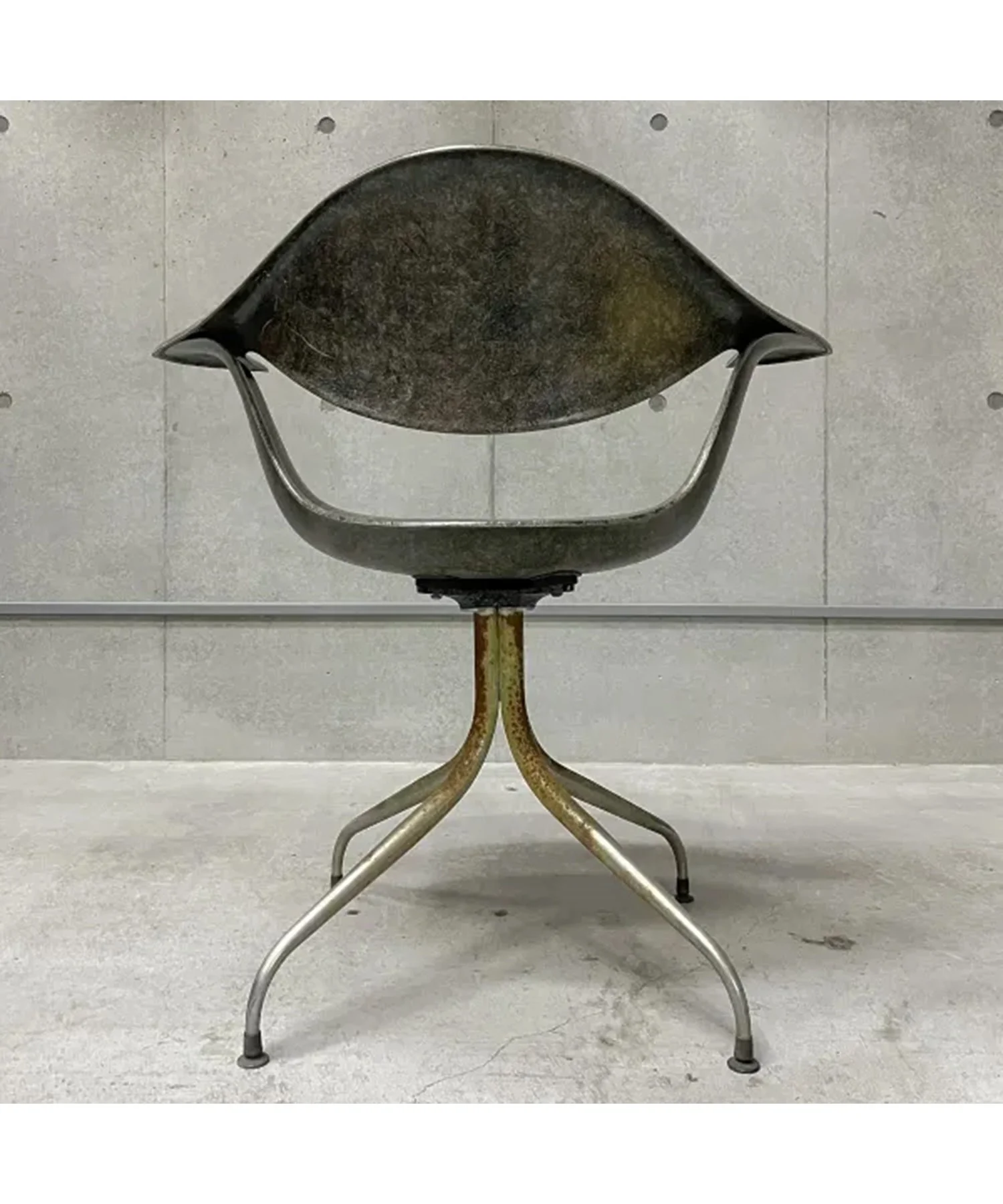 DAF Swag Leg Chair / Vintage - Image 5