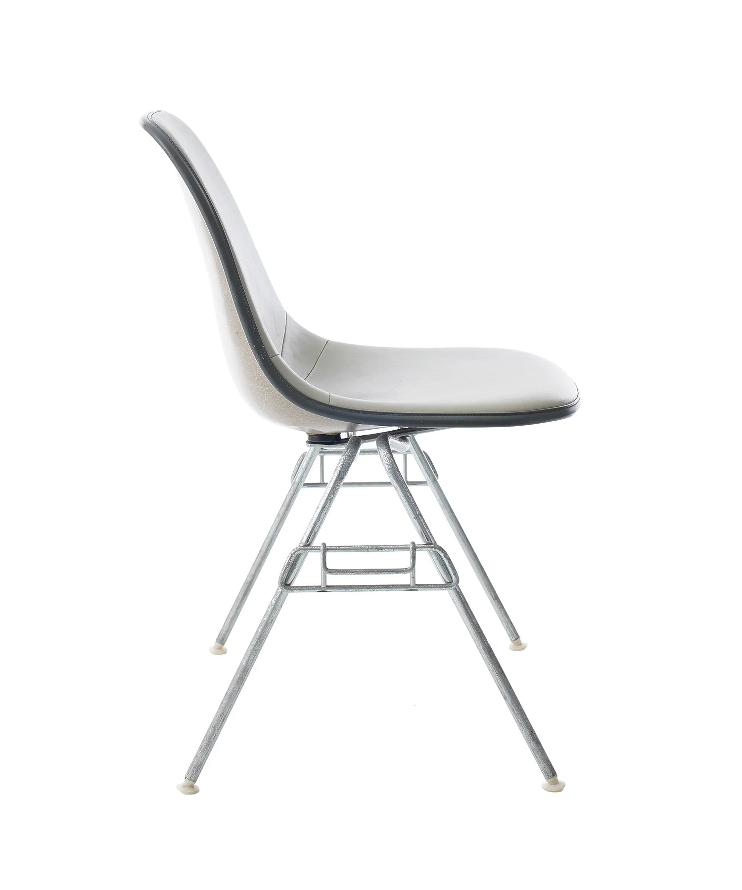 HermanMiller Side Shell / Greige Nauga Lt.Gray - Image 5
