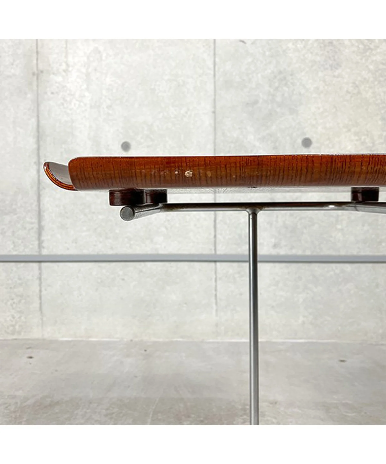 HermanMiller Tray Table Model 4950 / George Nelson - Image 7