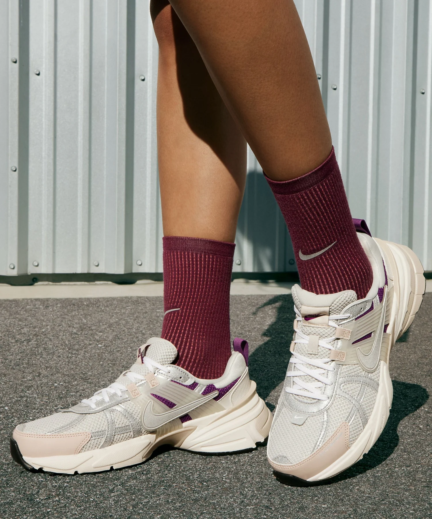 NIKE/ナイキ/V2K RUN PREMIUM/HF4305-072 - Image 9