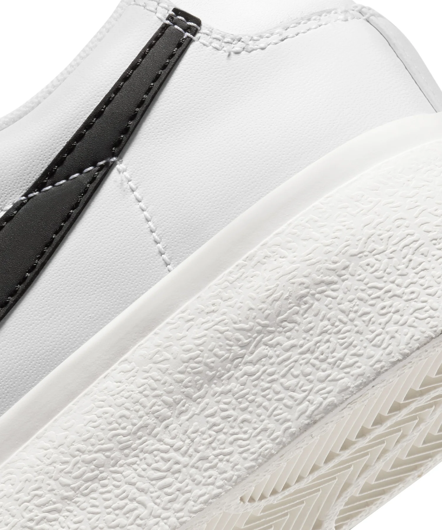 NIKE/ナイキ/WOMENS BLAZER LOW PLATFOME/DJ0292-101 - Image 7
