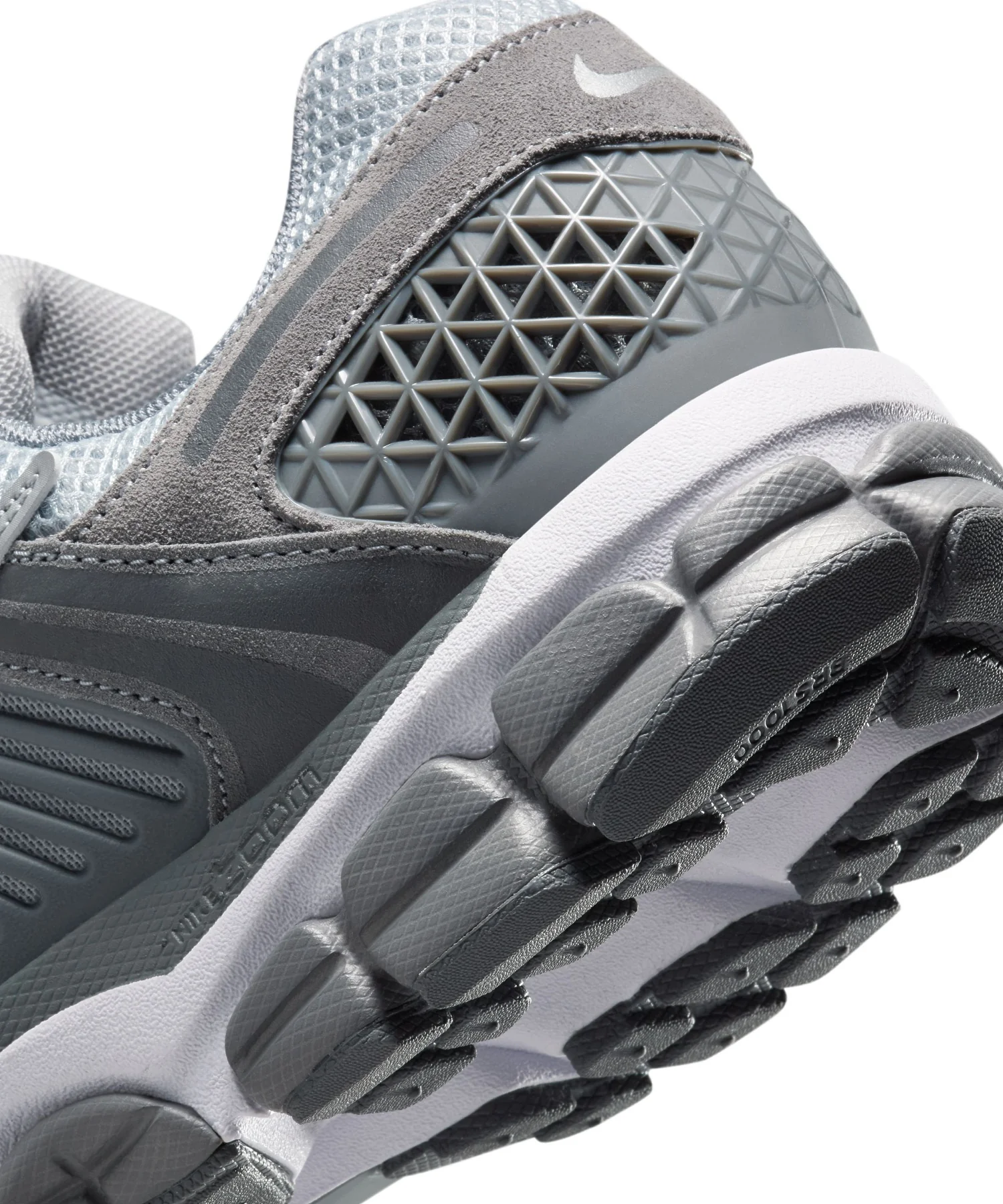 NIKE/ナイキ/ZOOM VOMERO 5/HF1553-003 - Image 8