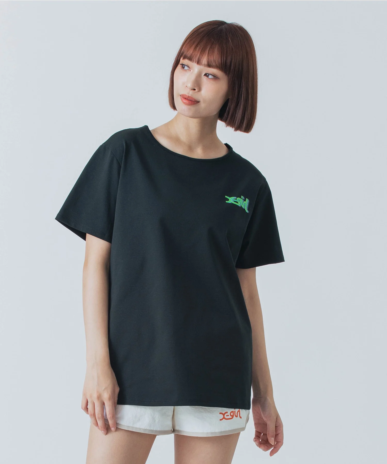 SLASH LOGO S/S TEE - Image 5