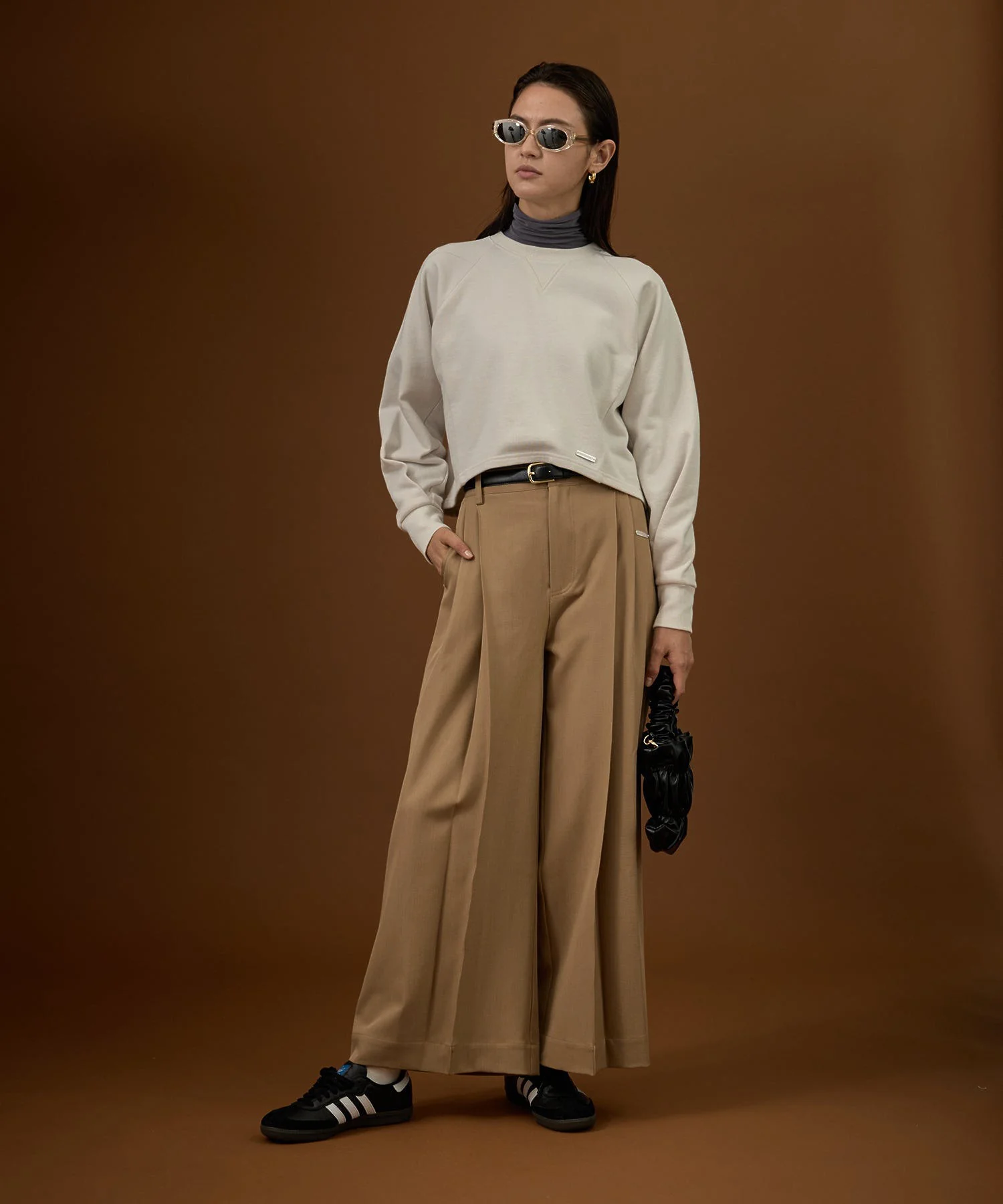 CROPPED TUCK SLEEVE SWEAT DISPATCHER NO.8 - Image 7