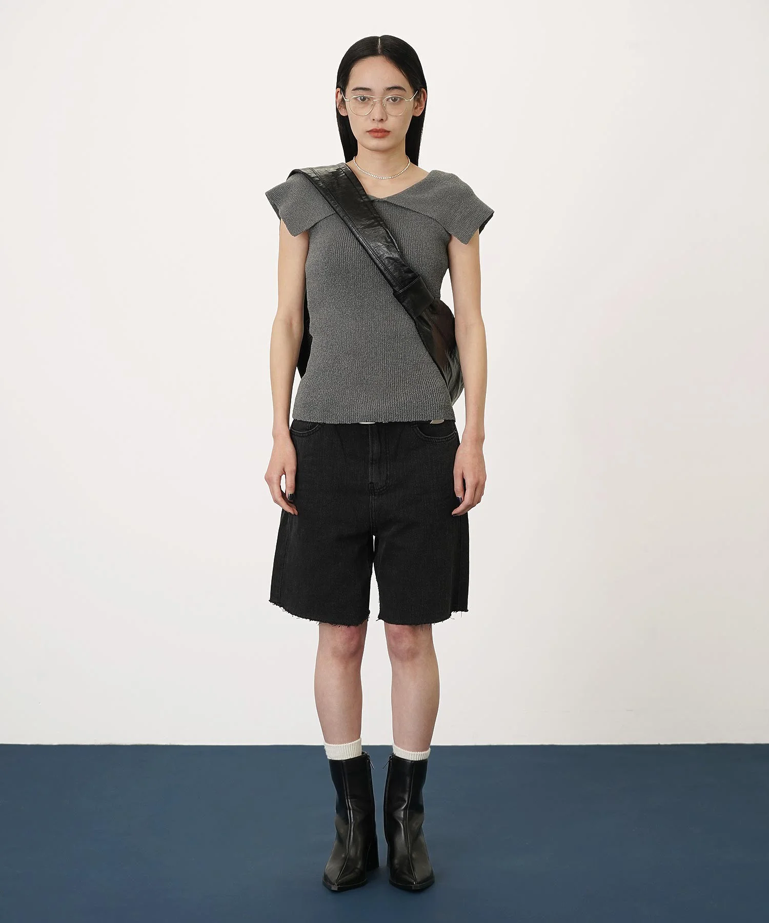 ブラックデニムハーフパンツ - Image 12
