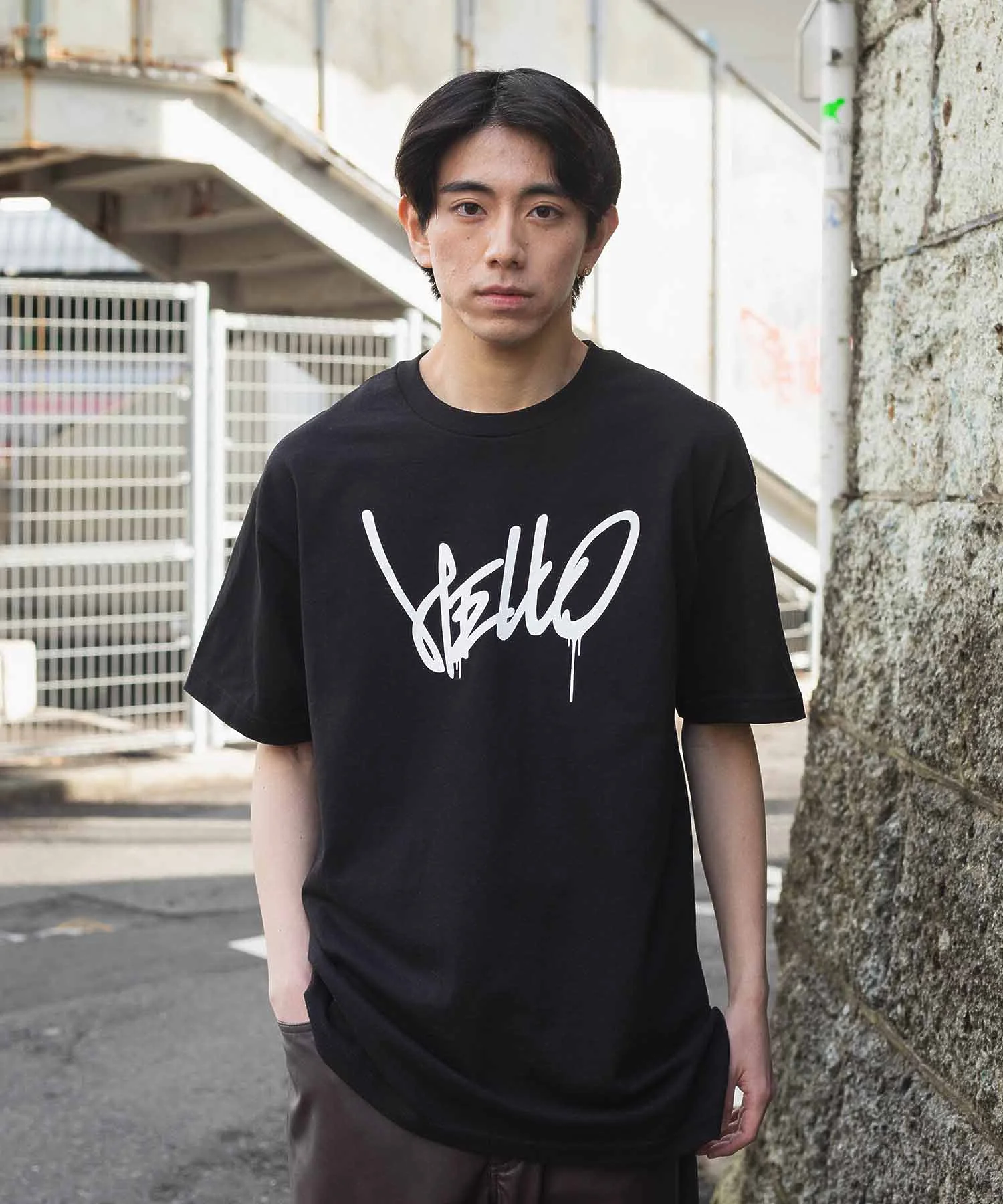HYLRX/ヒャクラク/ HELLO PACK TEE - Image 4
