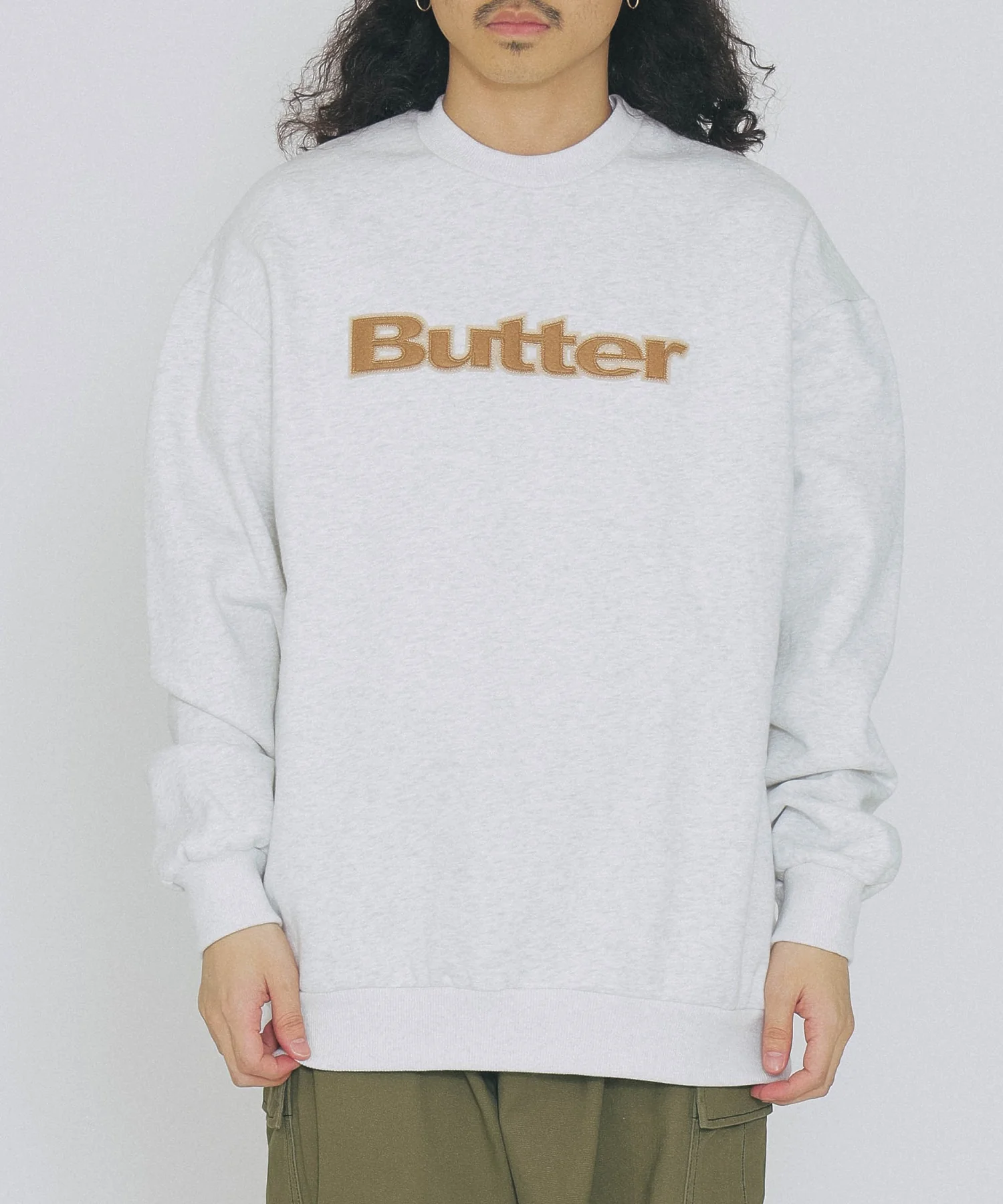 BUTTER/バター/Felt Logo Applique Crewneck - Image 15