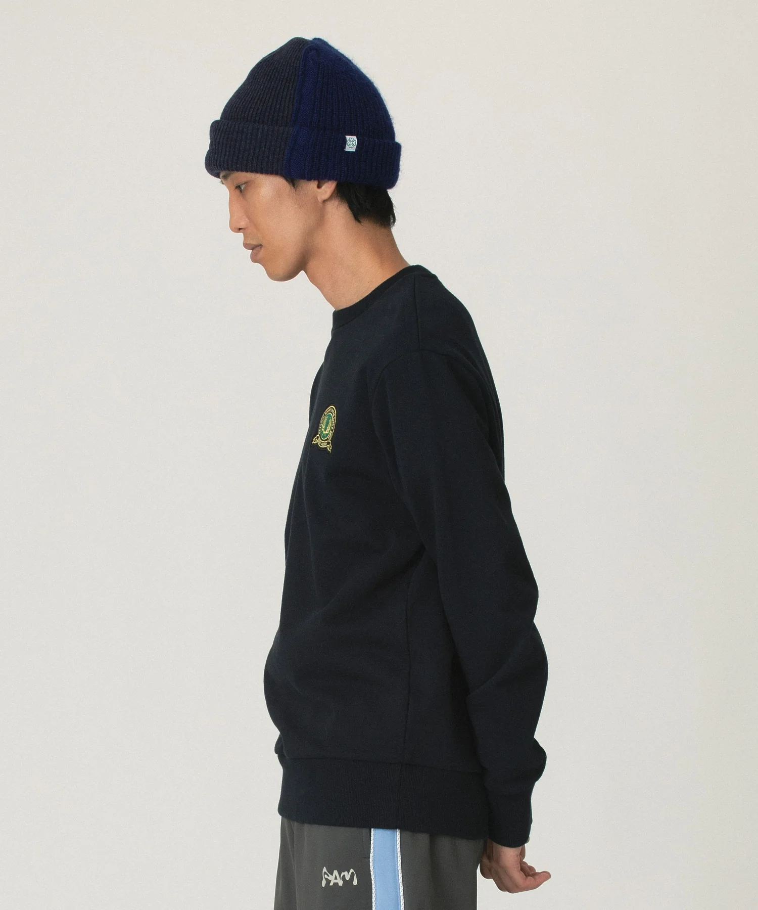FRED PERRY/フレッドペリー/TENNIS BADGE SWEATSHIRT M1751 - Image 3
