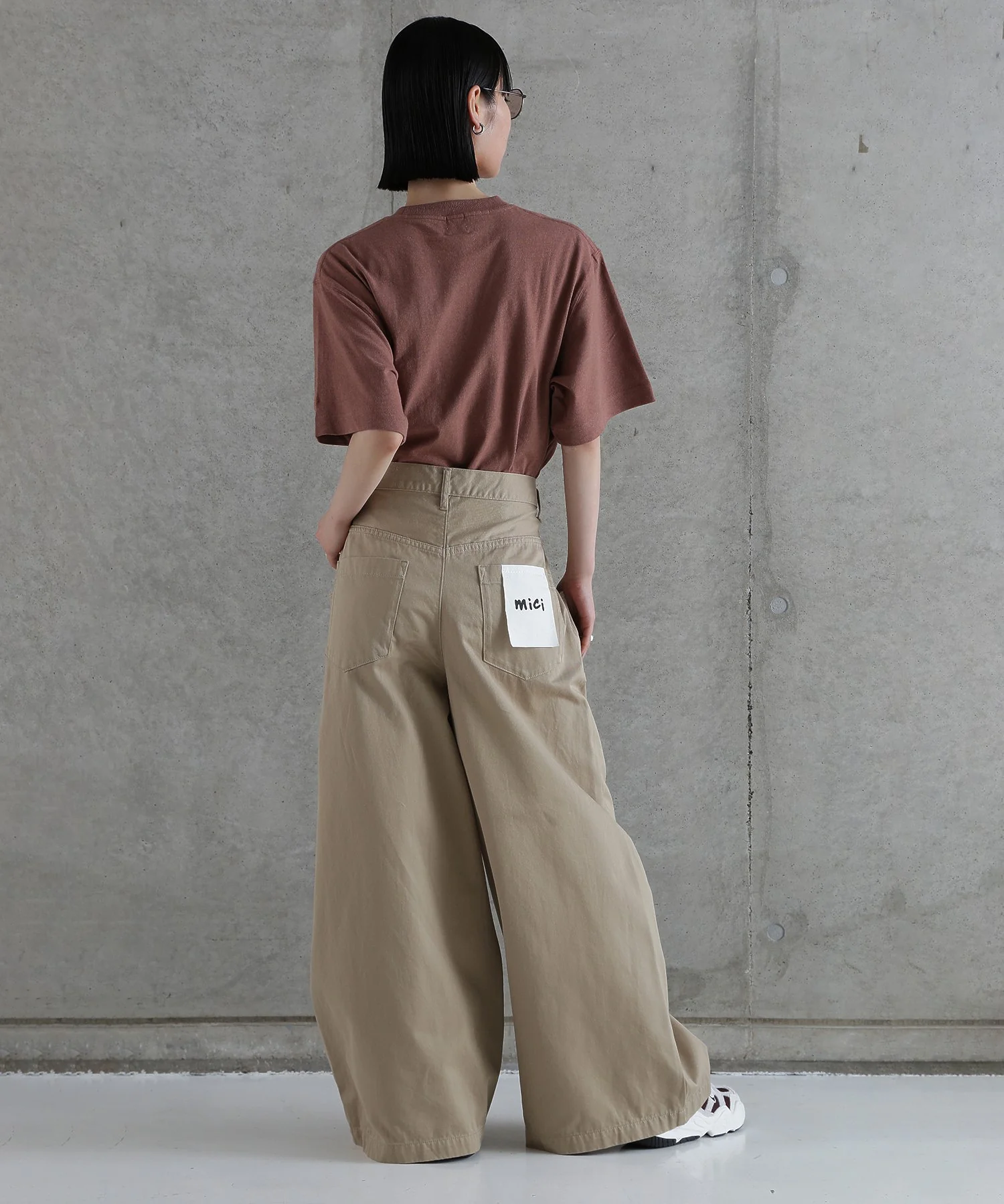 【WEB・一部店舗限定】麻ブレンドロゴTシャツ - Image 17