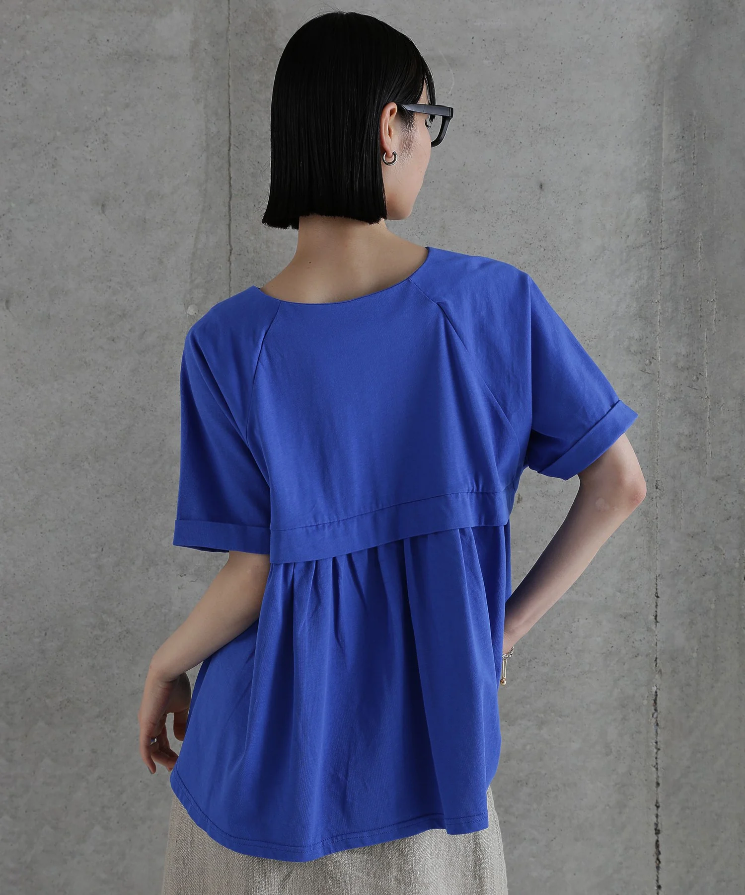 【WEB・一部店舗限定】バックデザインカットソー - Image 19