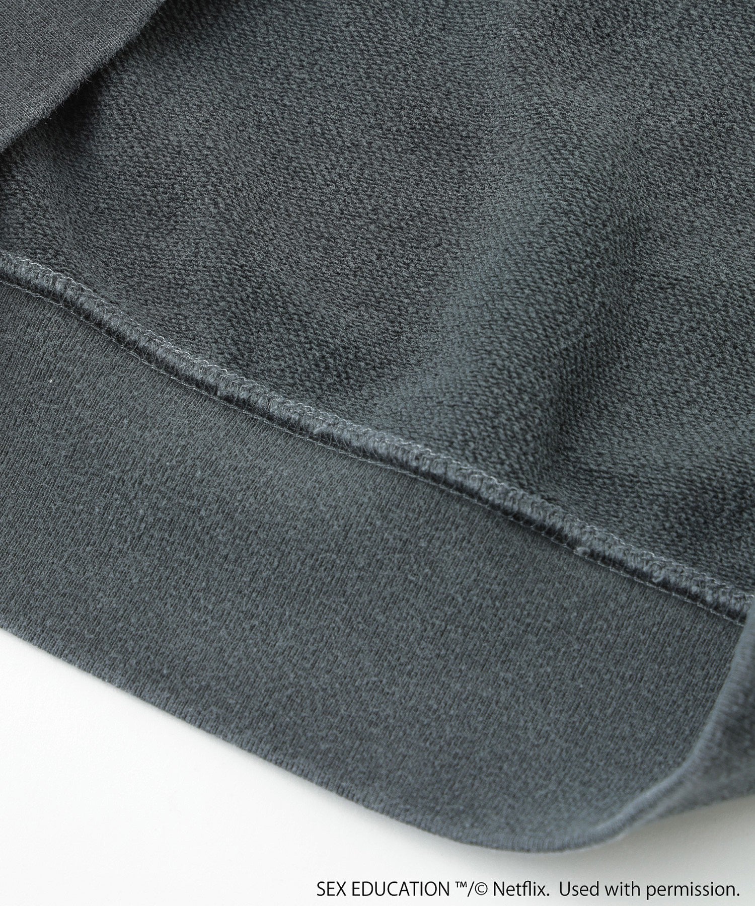 Netflix Series ‘SEX EDUCATION’ × ROSE BUD/PHOTO PRINT PULLOVER - Image 20
