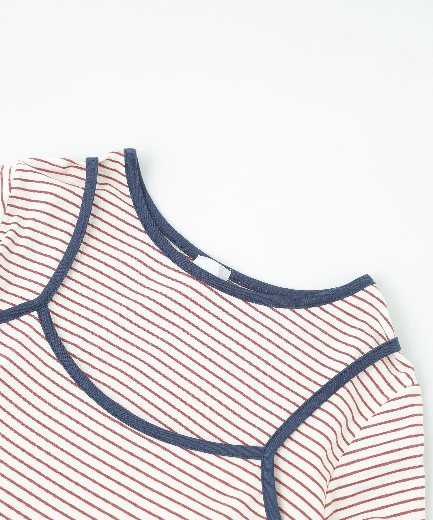 【WEB・一部店舗限定】BORDER LAYERED TOPS - Image 4