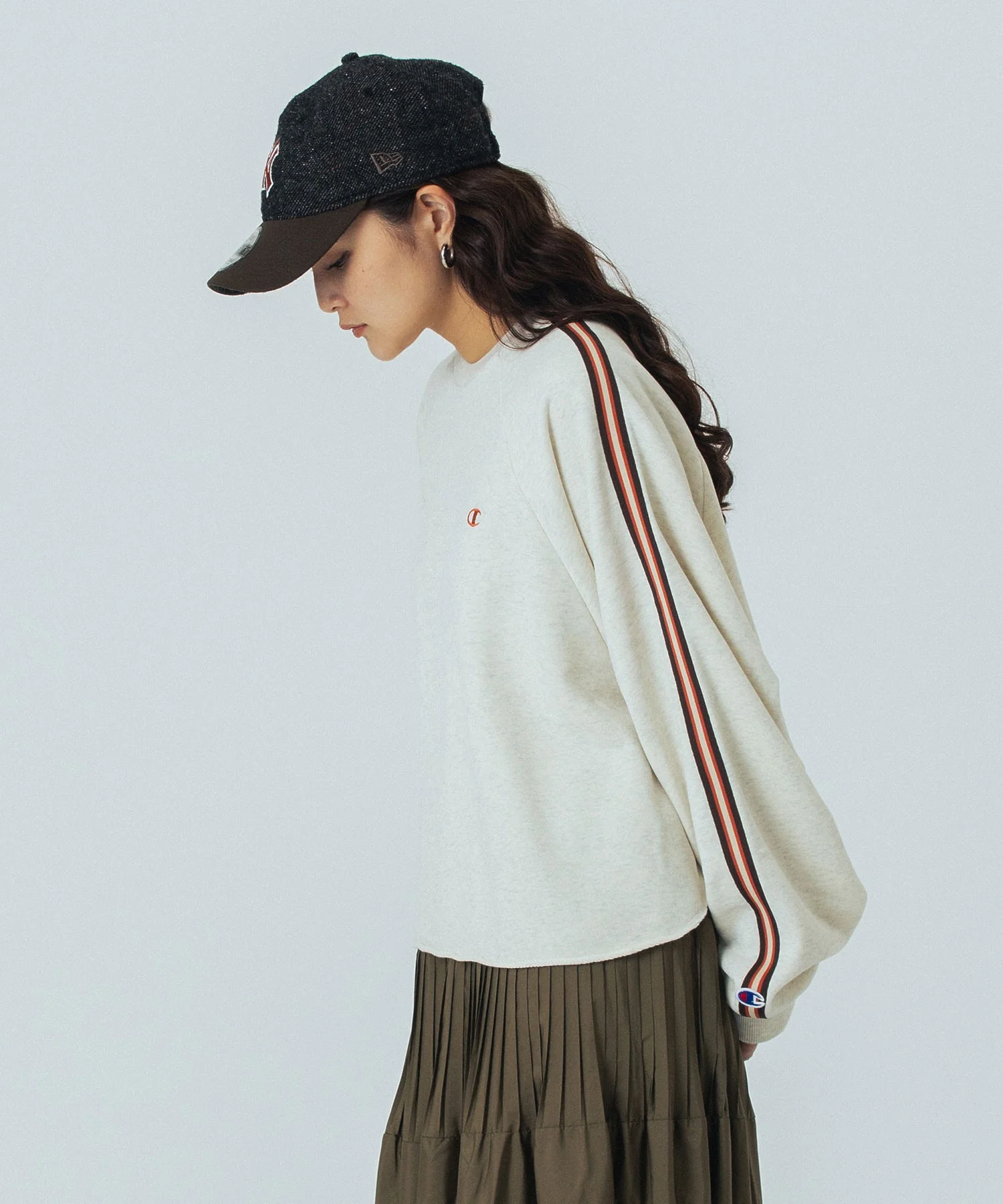 【Champion別注】ROSE BUD×Champion SIDE LINE SWEAT - Image 4
