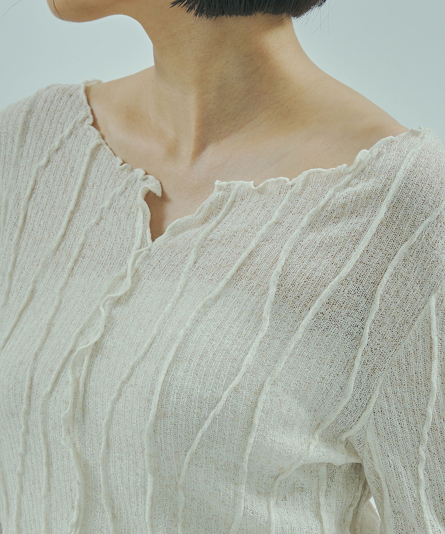 WAVE TUCK TOP - Image 11