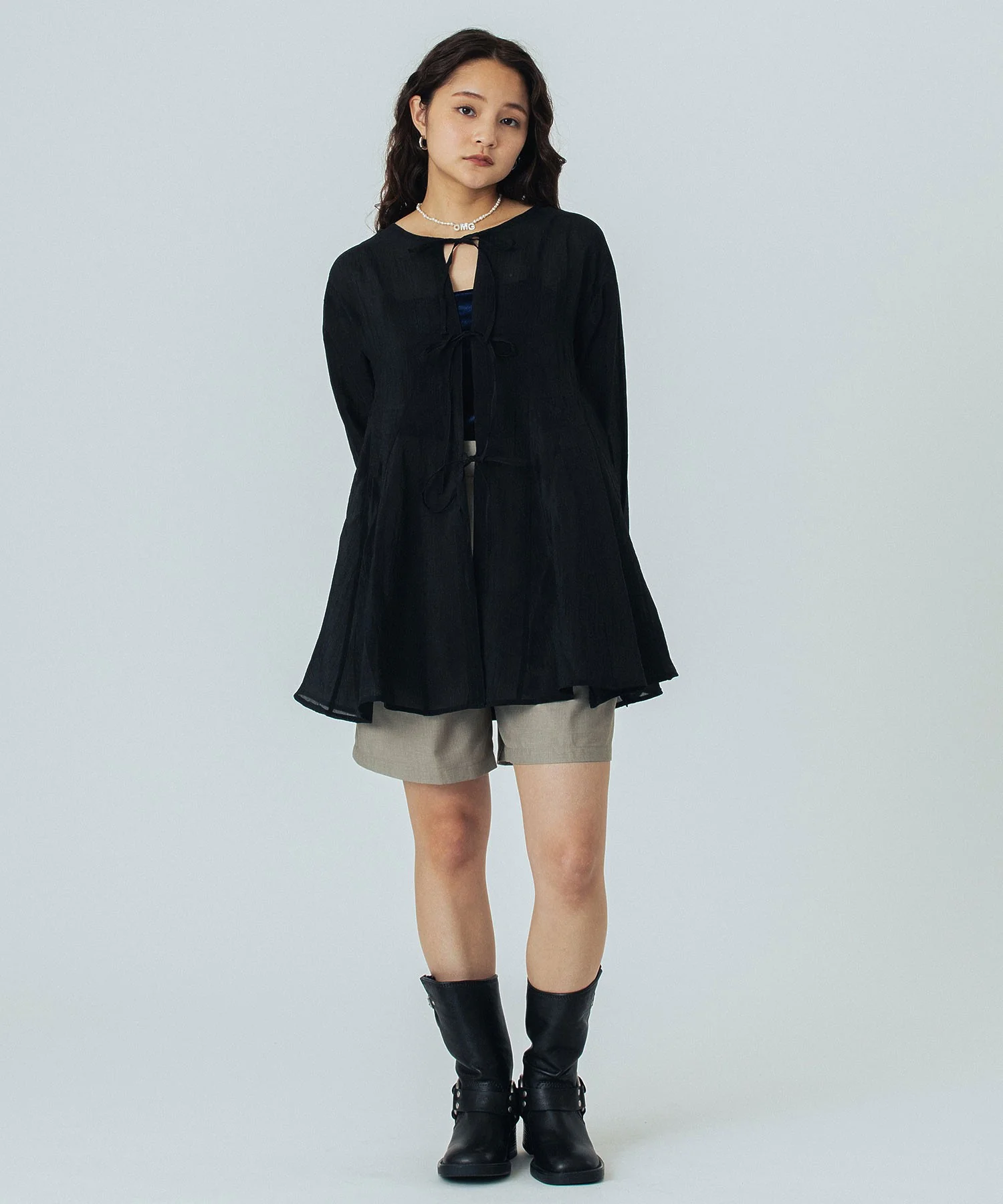 BACK RIBBON BLOUSE - Image 17