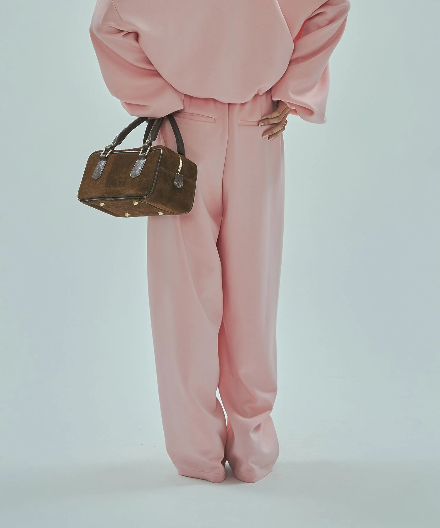 TUCK BARREL PANTS - Image 5