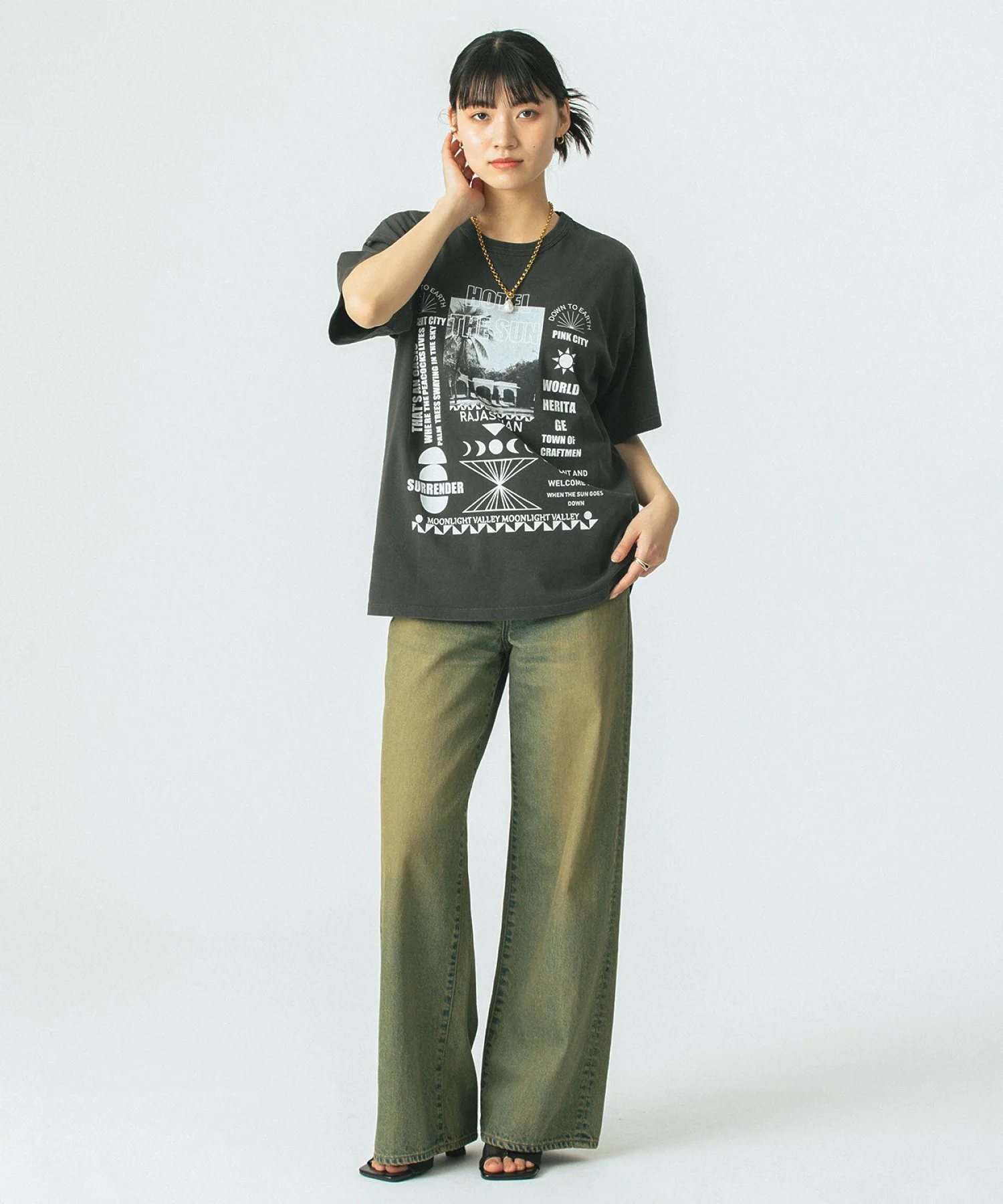 GENE HEAVENS/RAJASTHAN PHOTGRAPH TEE - Image 3
