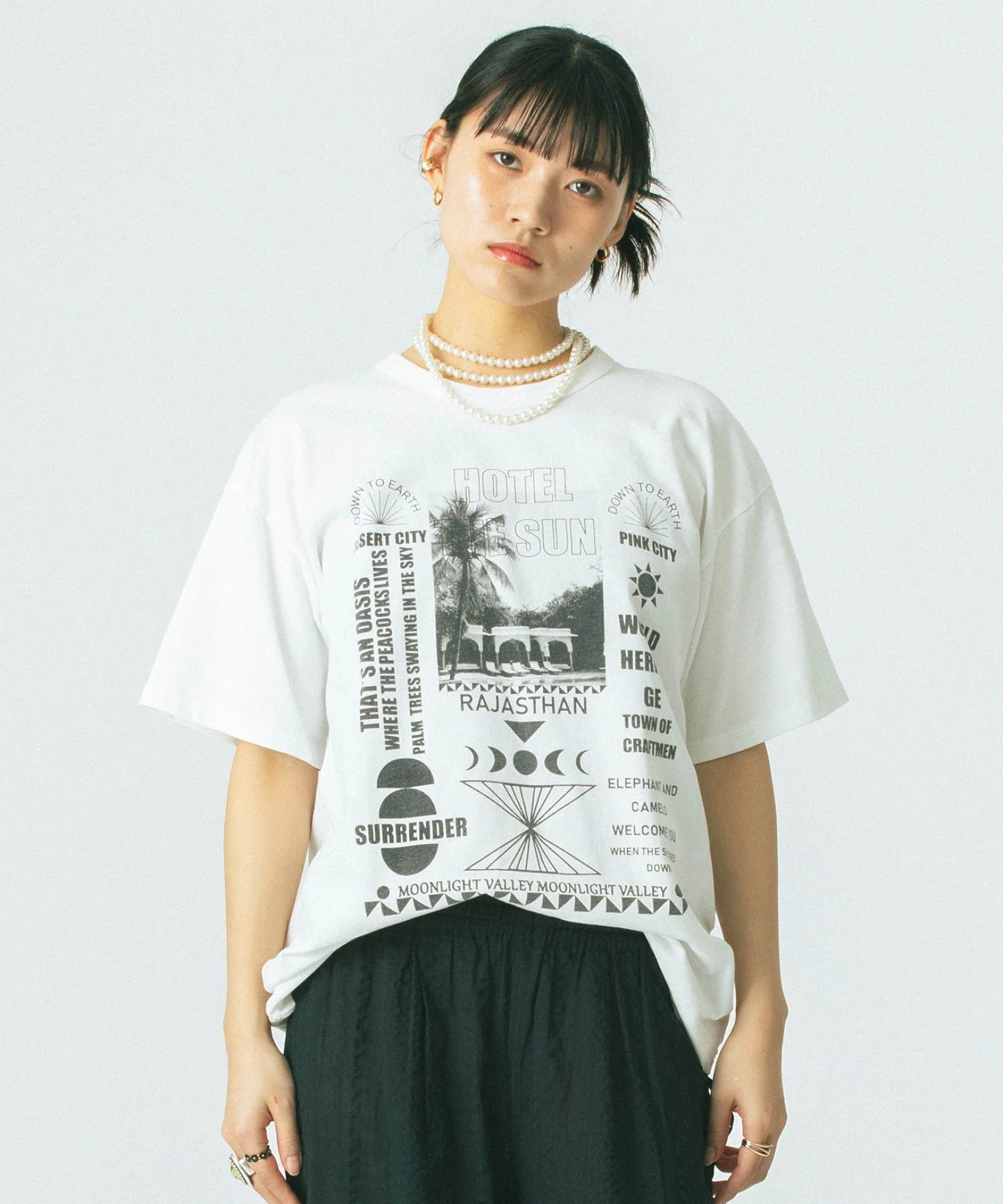 GENE HEAVENS/RAJASTHAN PHOTGRAPH TEE - Image 4
