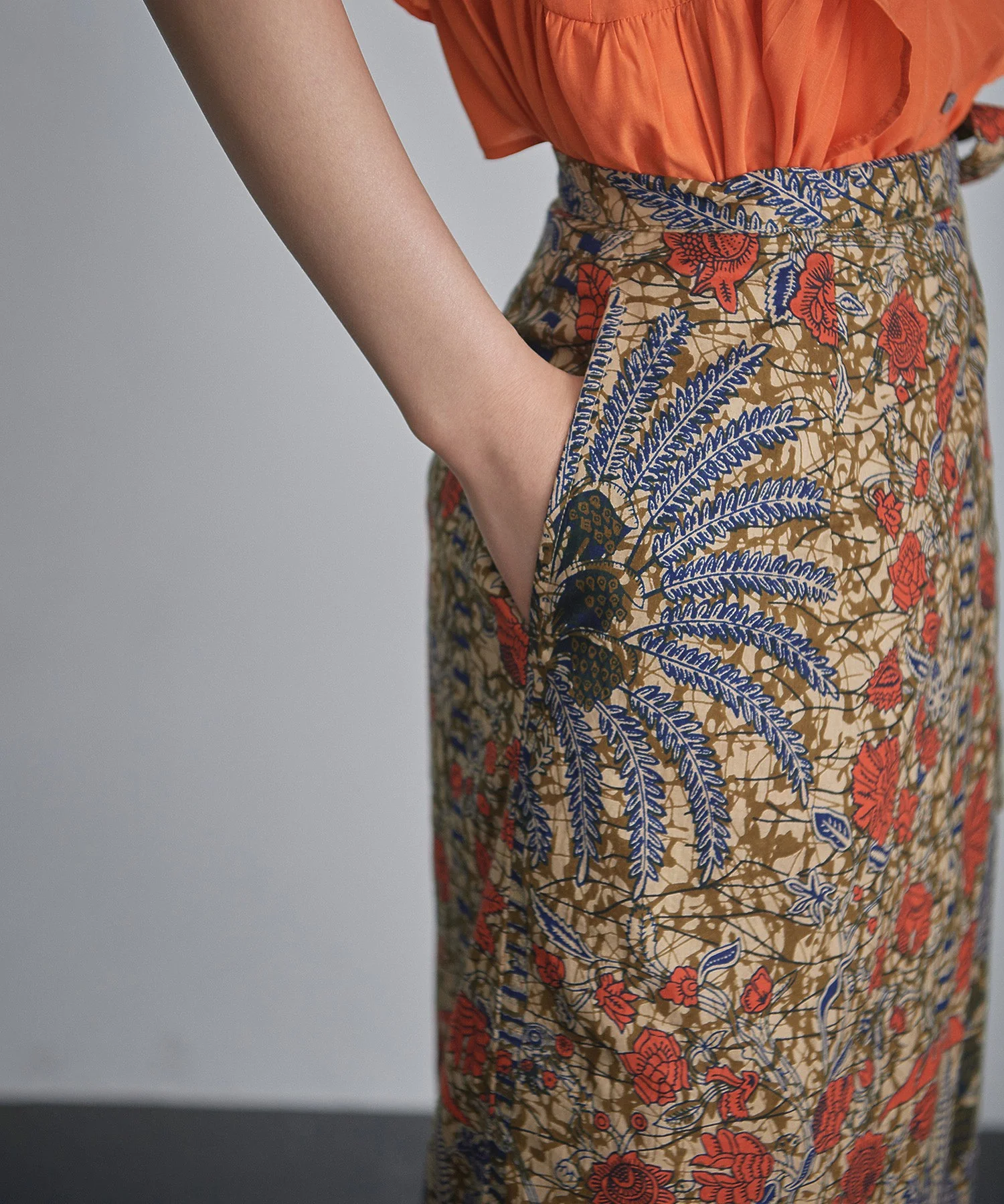 mag.by c/Wrap skirt - Image 10
