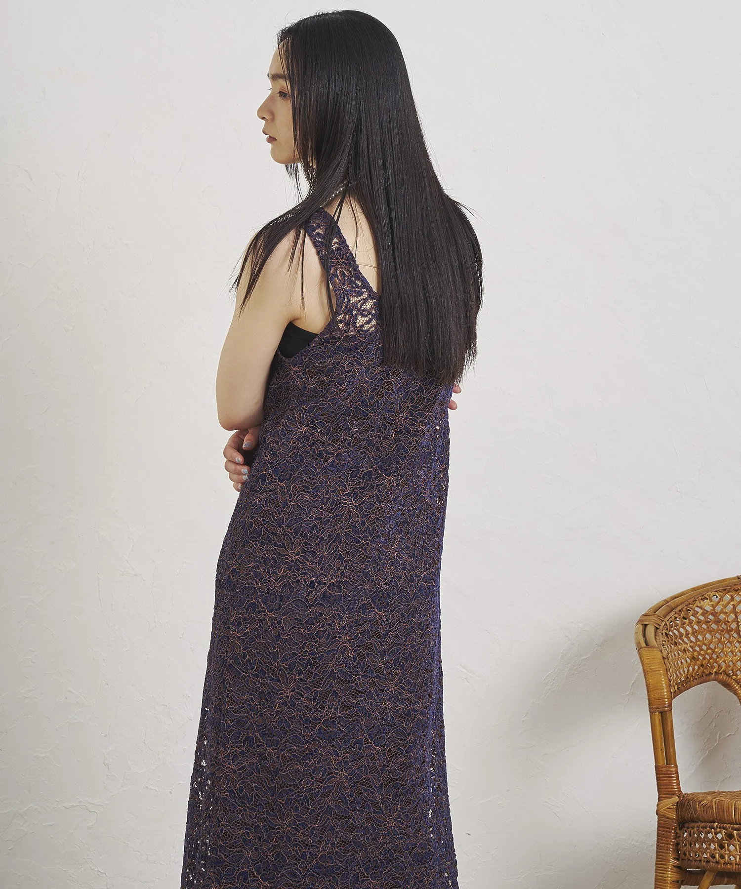 mag.by c/LACE SLEEVELESS DRESS - Image 4