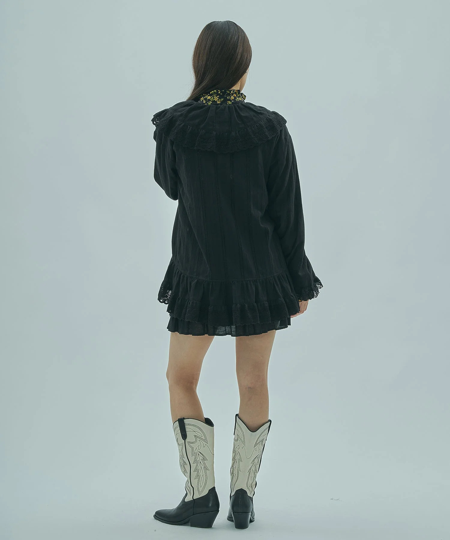 mag.by c/FRILL COLLAR BLOUSE - Image 6