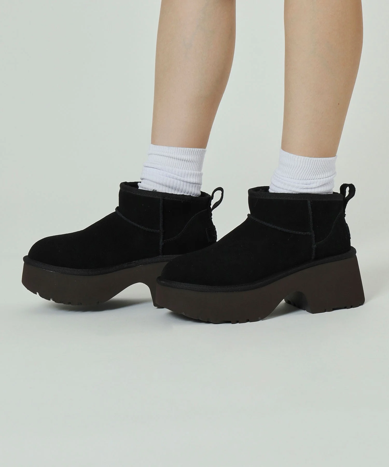 UGG/W CLASSIC ULTRA MINI NEW HEIGHTS - Image 17