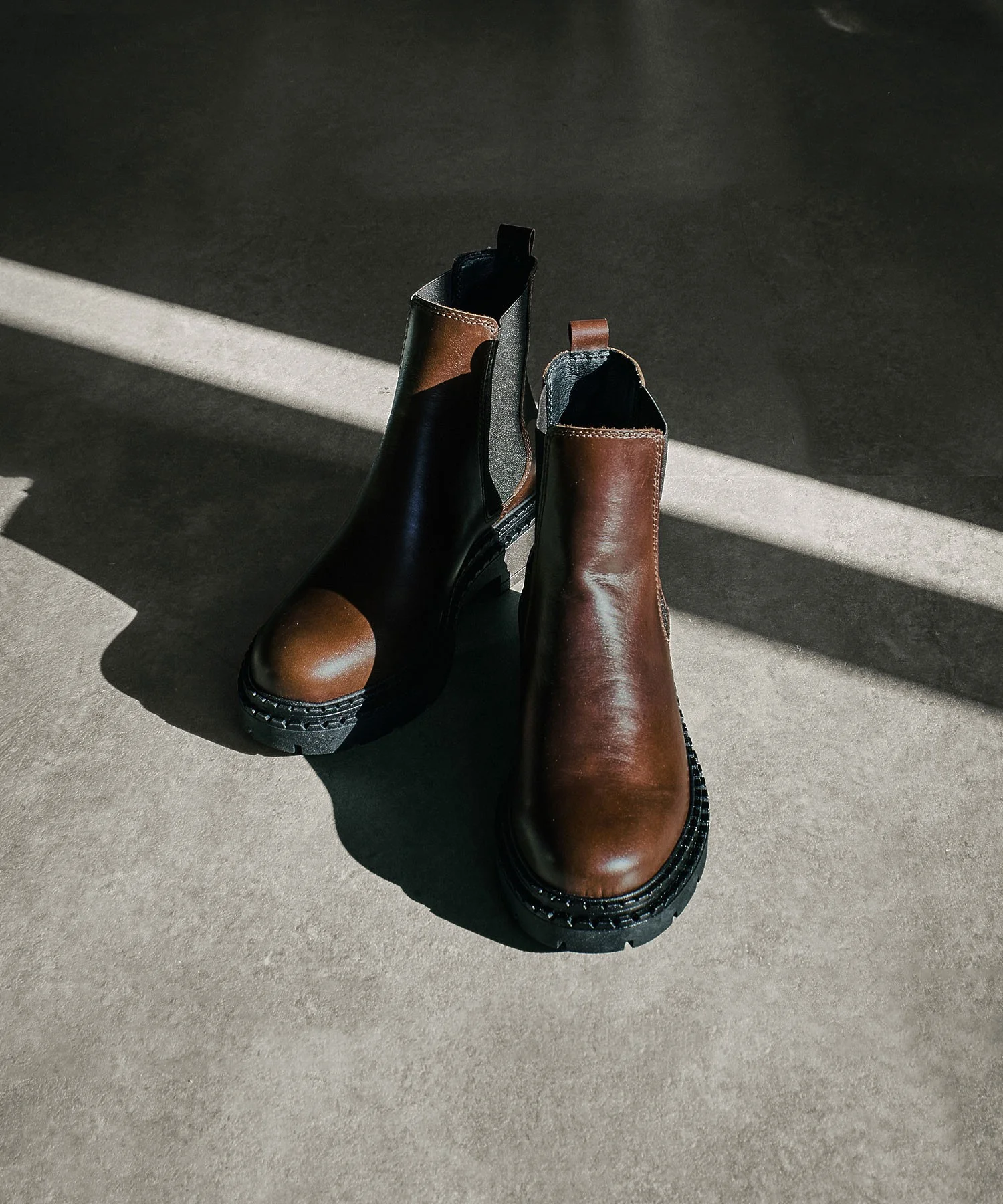 STILMODA/VOLUME SOLE SIDE GORE SHORT BOOTS - Image 4