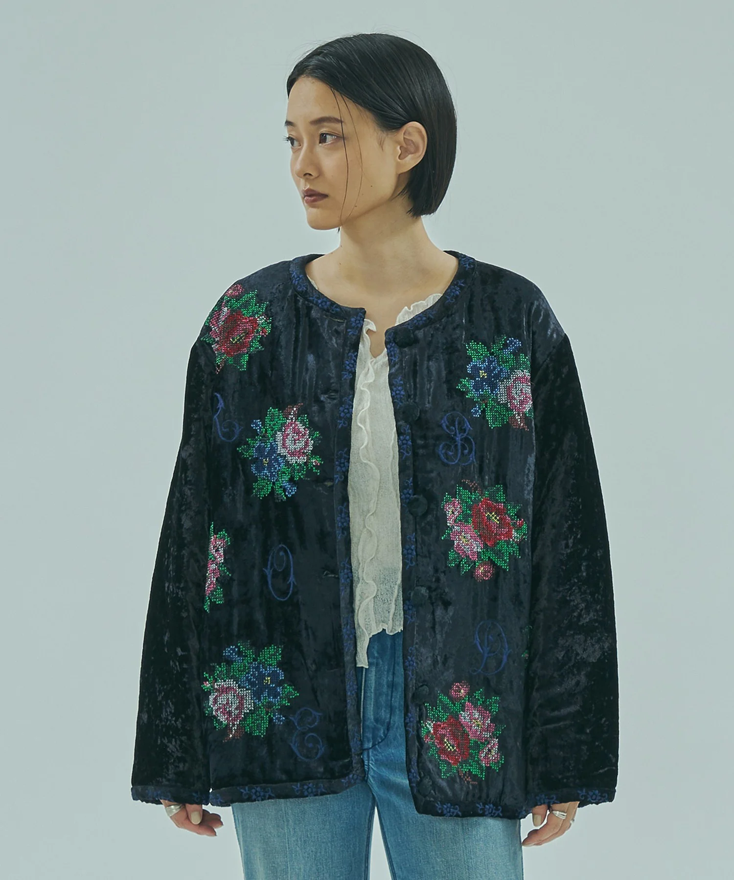 【ROSE BUD別注】INDIA IS BEAUTIFUL/ROSE EMBROIDERY VELVET JACKET - Image 3