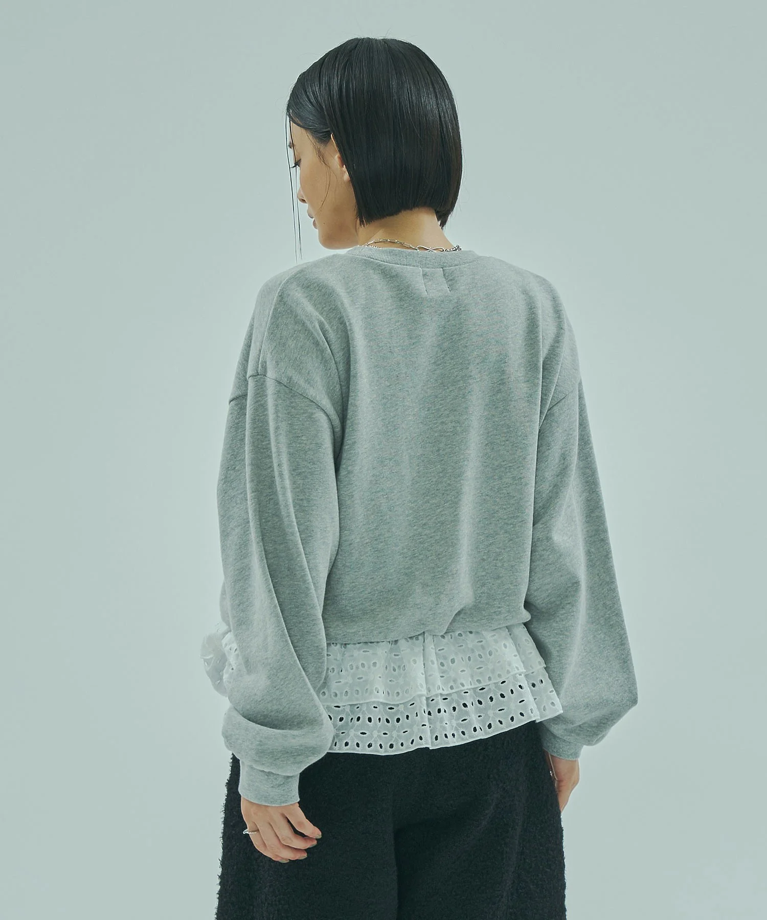 LACE HEM SWEATSHIRT - Image 11