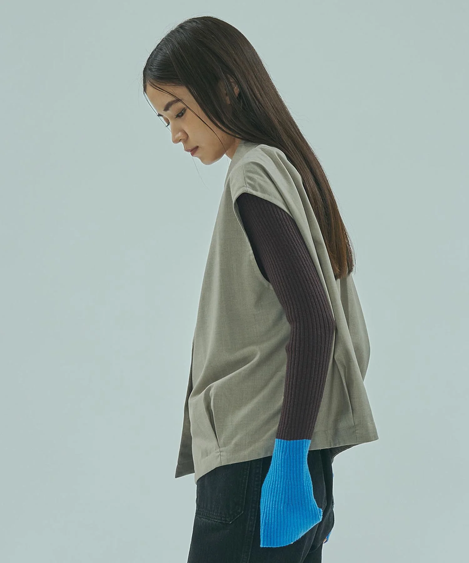 TAILORED TUCK VEST - Image 9