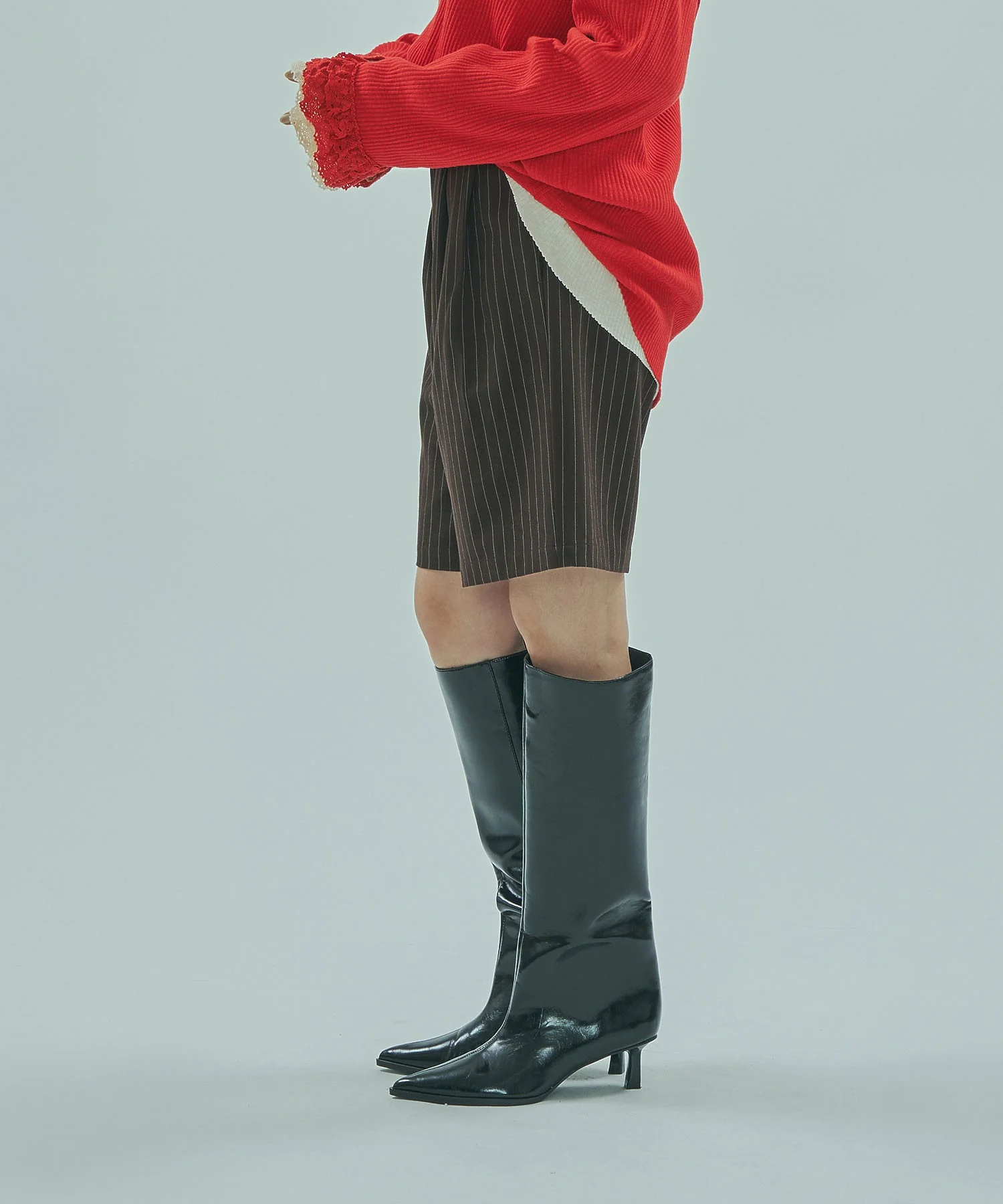 DOUBLE TUCK SHORT - Image 3