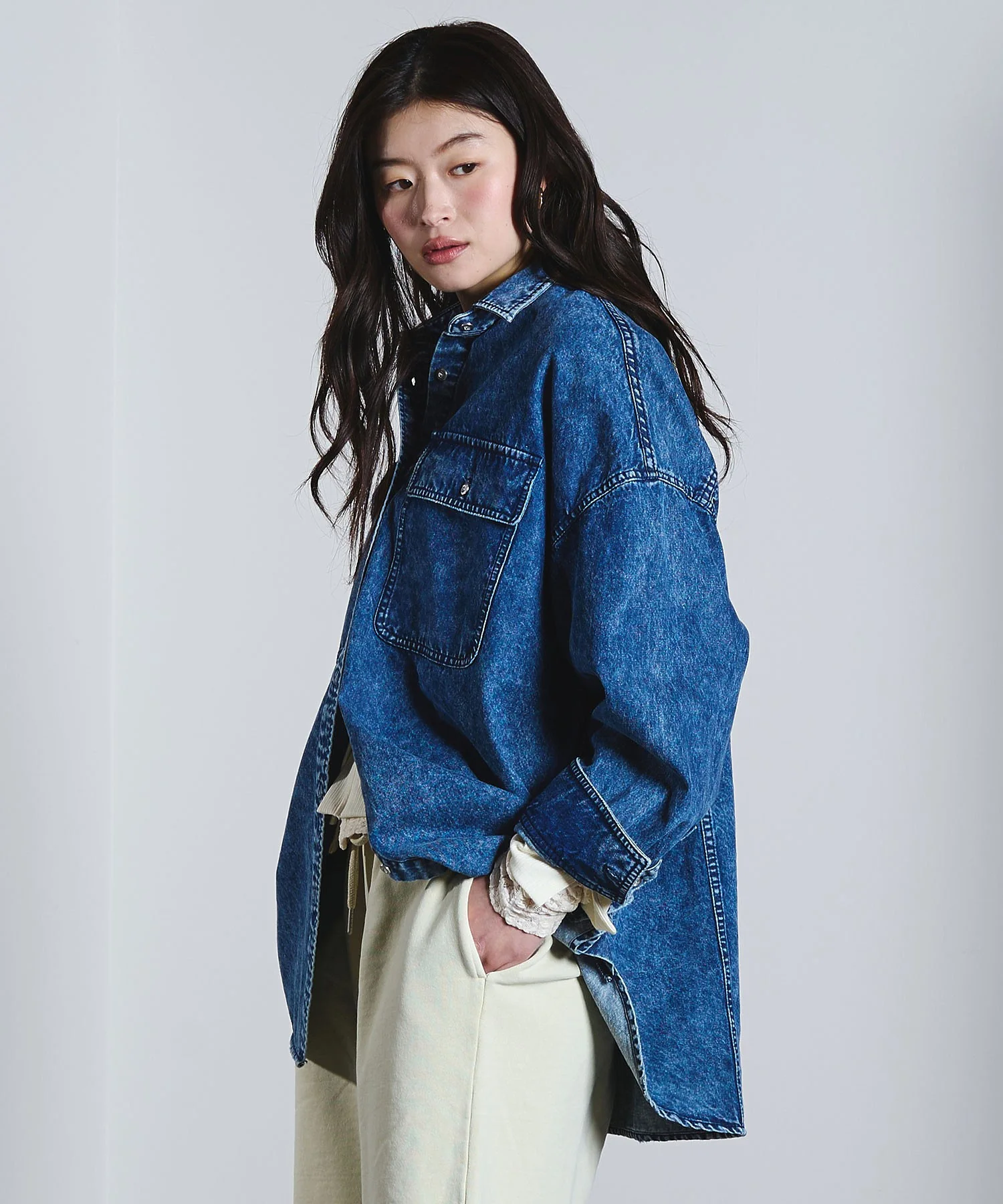 BIG DENIM SHIRT - Image 18