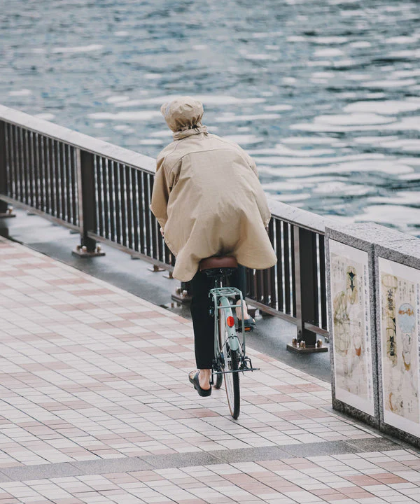 【KiU】VISIBLE BICYCLE RAIN PONCHO - Image 25