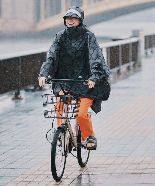 【KiU】VISIBLE BICYCLE RAIN PONCHO - Image 6